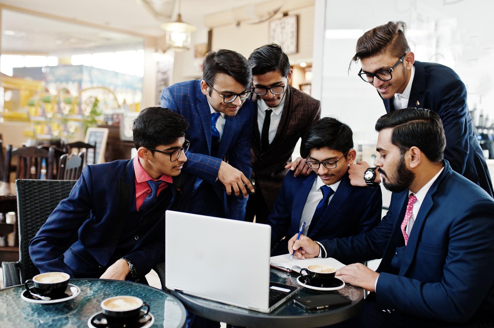 Intent-Based Marketing: How to Target High-Intent B2B Buyers
